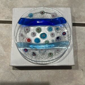 BRAND NEW Beautiful glass ring dish with blue accent
